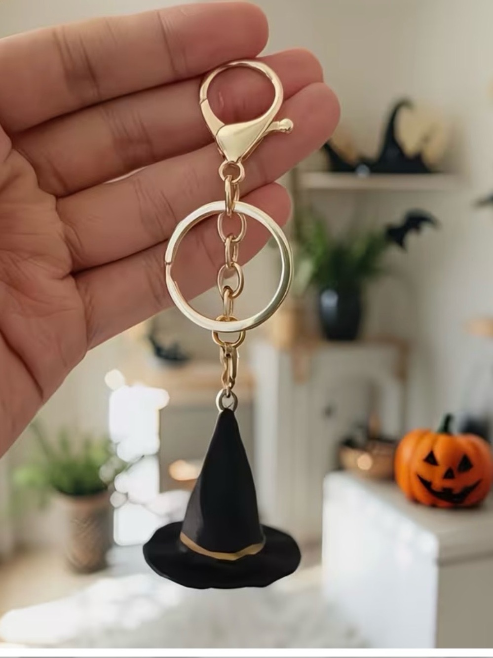 NWT Gold Witch Hat Keychain Halloween Charm Keyring - Picture 5 of 6